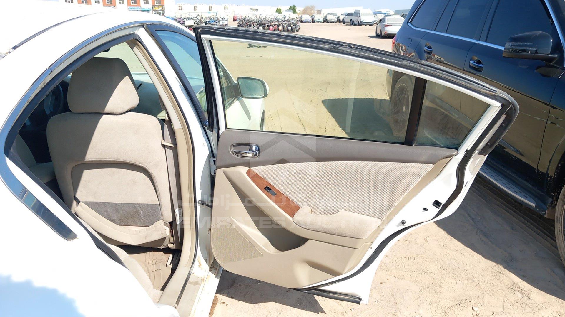 2008 NISSAN ALTIMA VIN: 1N4AL21D58C160898