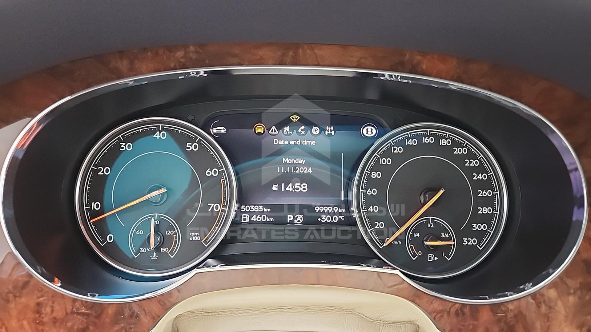 2017 BENTLEY BENTAYGA VIN: SJAAB1ZV0HC013457
