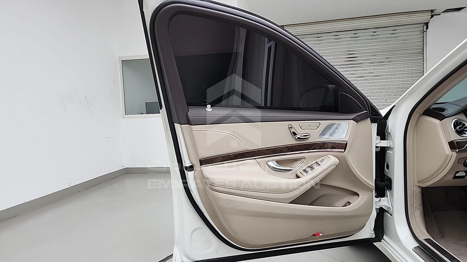 2015 MERCEDES S 550 VIN: WDDUG8FB1FA098842