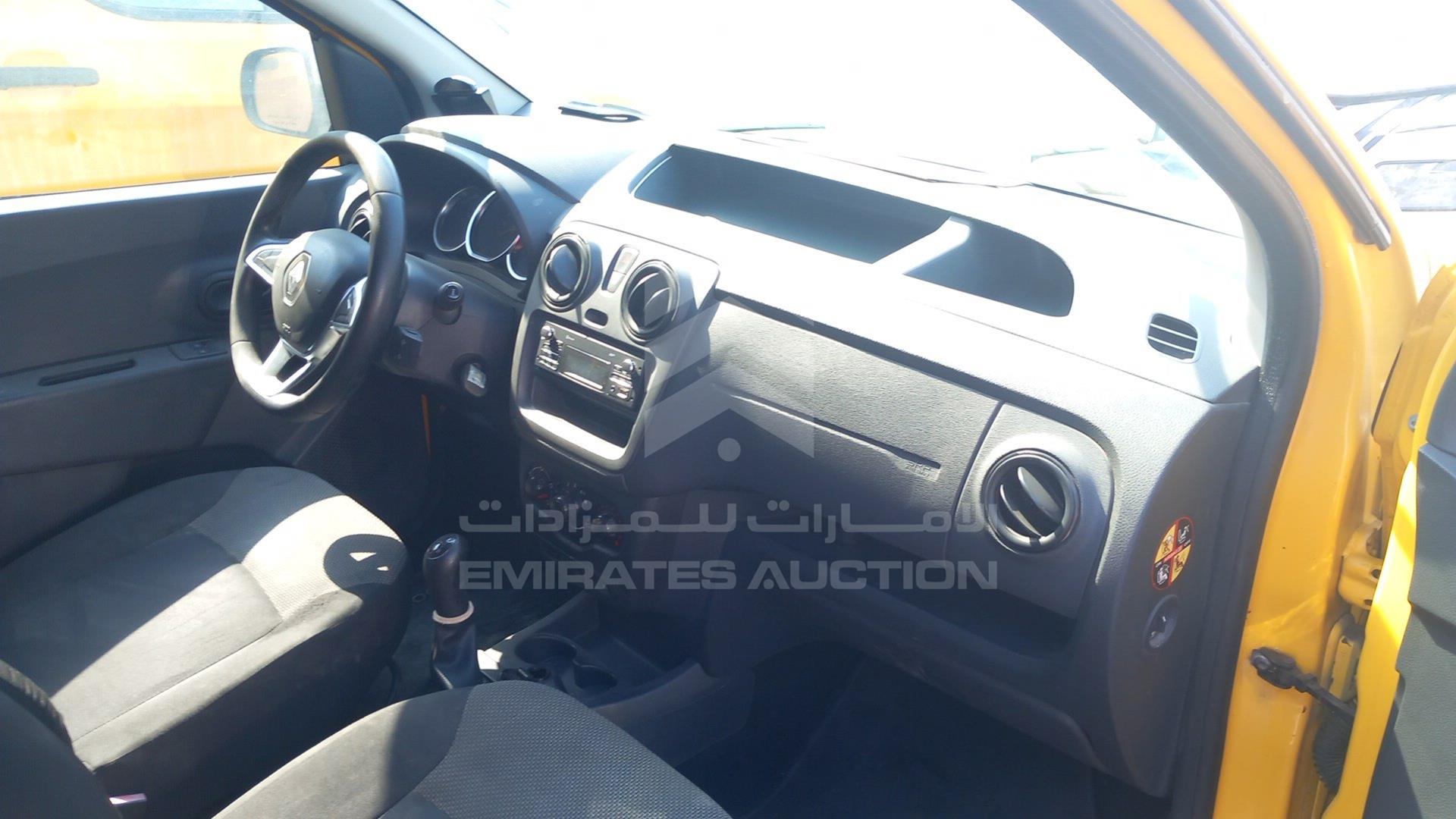 2020 RENAULT DOKKER VIN: VF18SRB4XLG554562