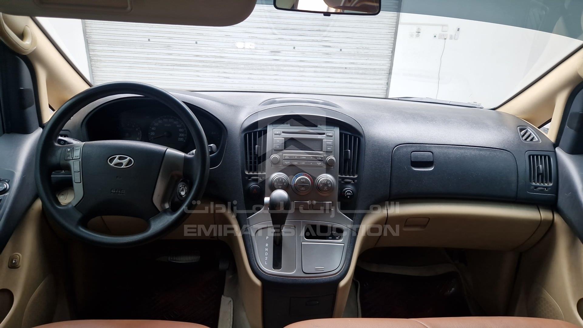 2012 HYUNDAI H1 VIN: KMHWH81R6CU371221