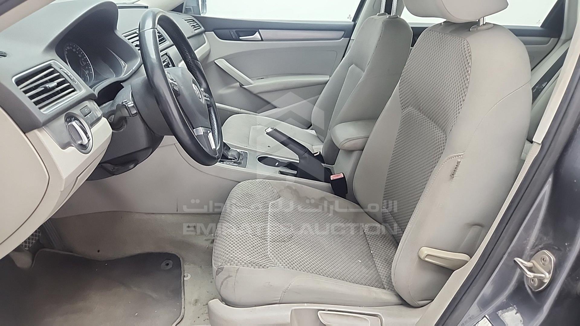 2015 VOLKSWAGEN PASSAT VIN: WVWBR7A3XFC061072
