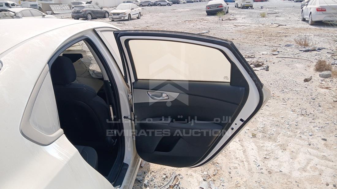 كيا سيراتو 2024 — زاوية صندوق السيارة — صورة 20