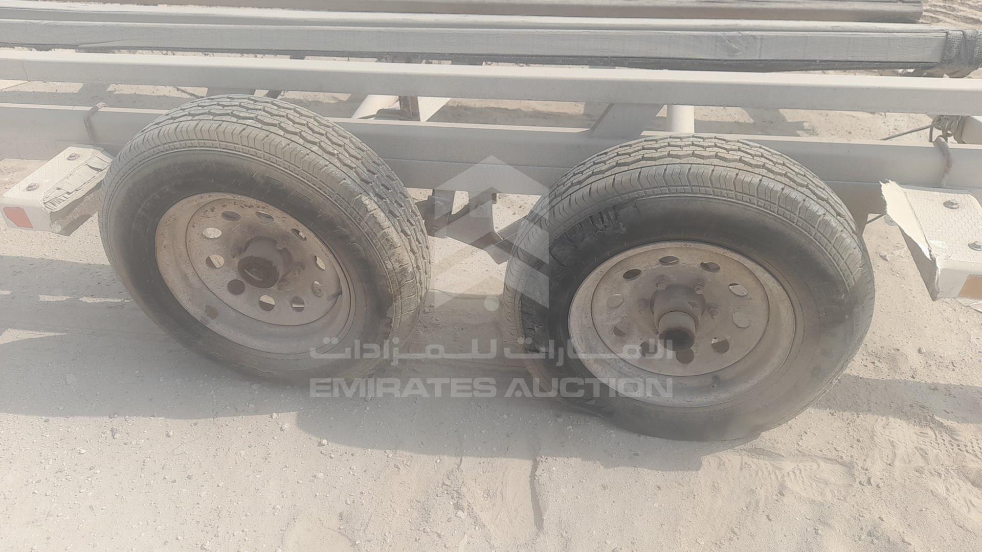 2015 TRAILER LOCAL VIN: D061680DXBTRAILER