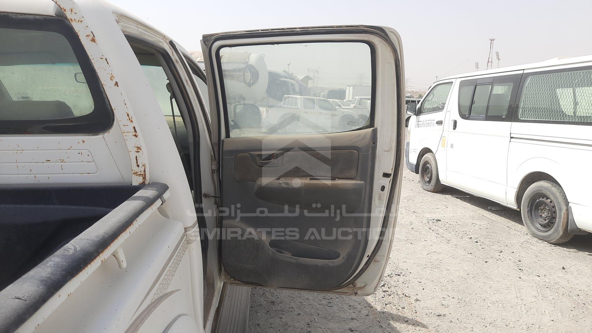 2009 TOYOTA HILUX VIN: MR0FX22G291315371