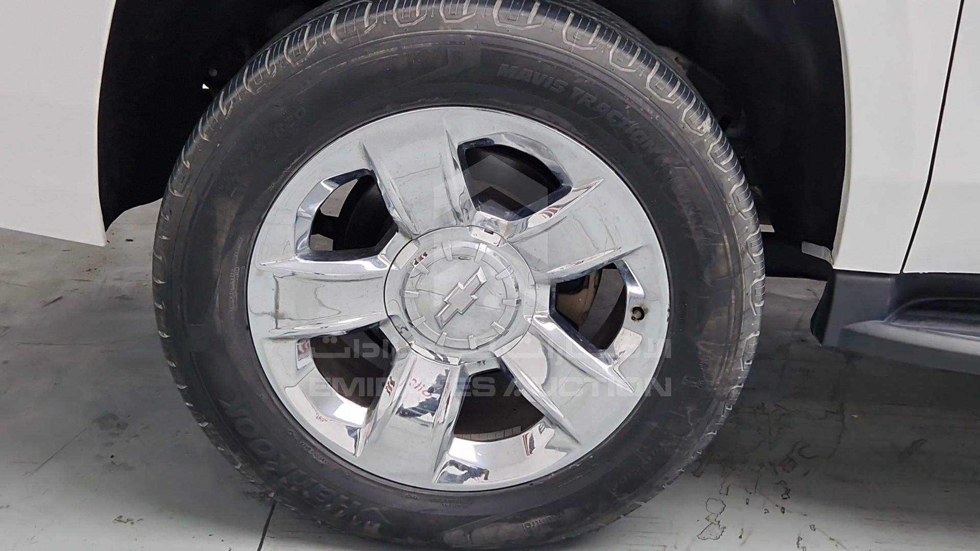 2018 CHEVROLET SUBURBAN VIN: 1GNSK8KC1JR168985