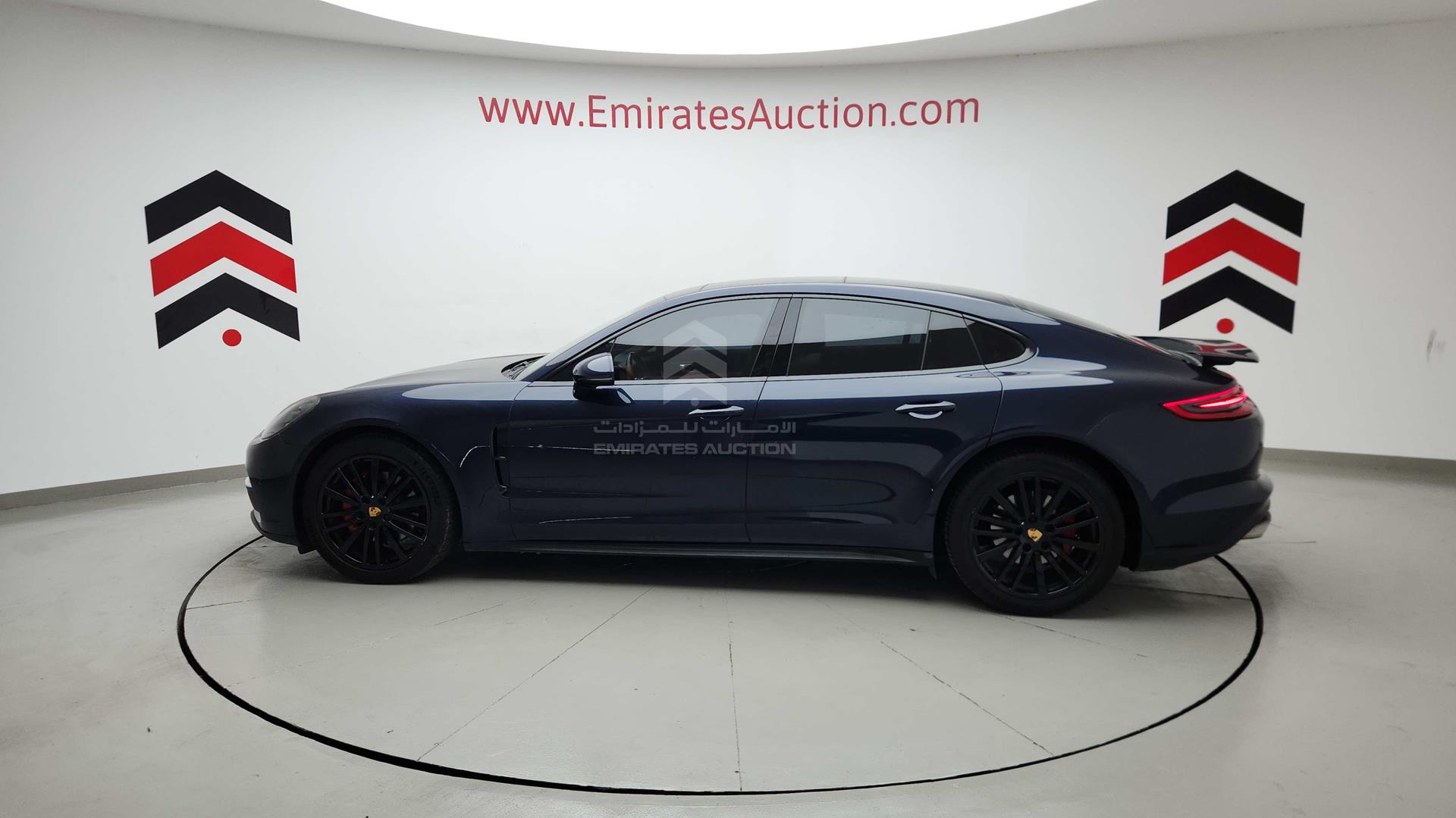 2018 PORSCHE PANAMERA VIN: WP0AA2979JL115676