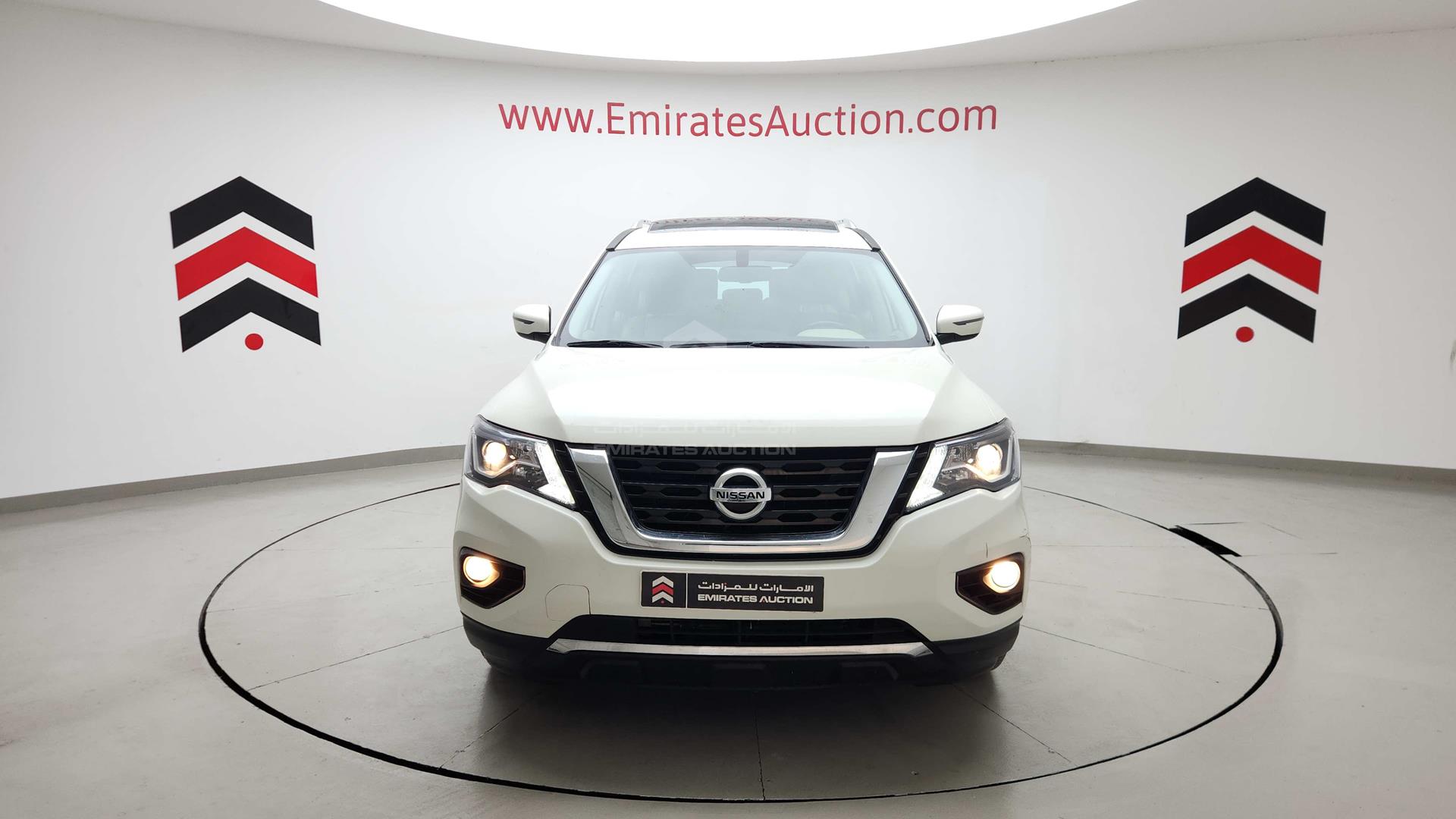 2018 NISSAN PATHFINDER VIN: 5N1CR2M88JC600372