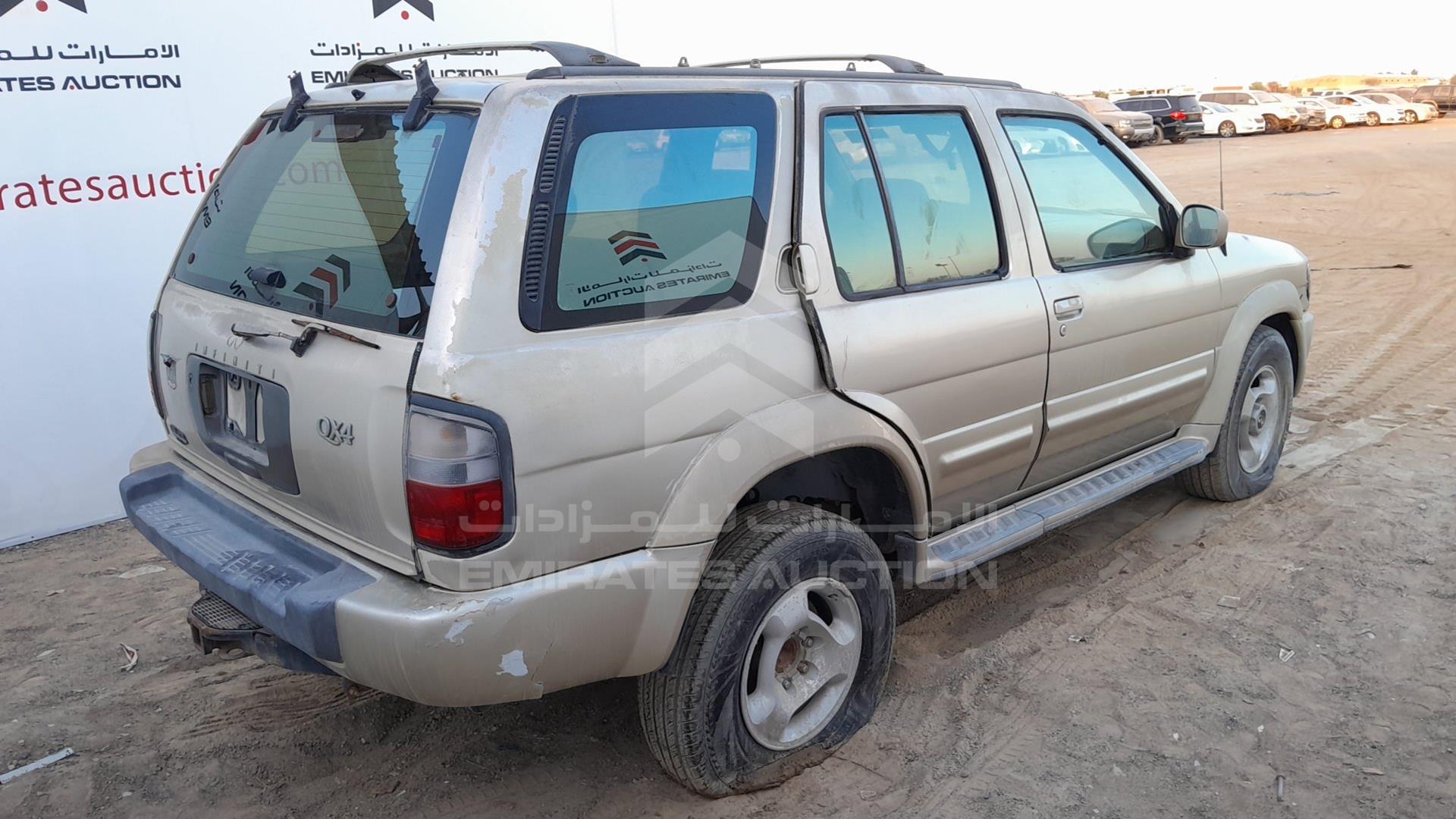 1998 INFINITI QX4 VIN: JNRAR05Y7WW030384