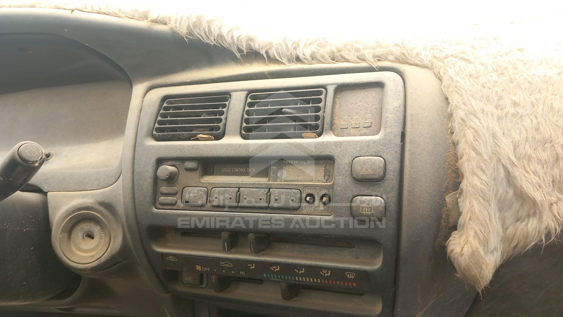 1994 TOYOTA COROLLA VIN: EE100-4044624