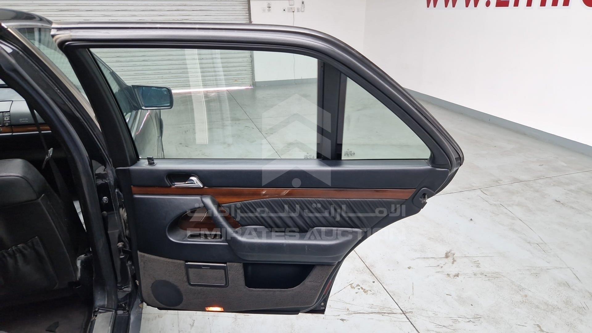 1995 MERCEDES S 320 VIN: WDBGA33E8SA277253