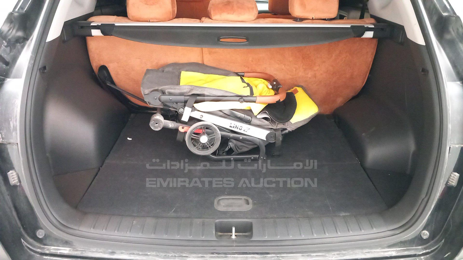 2020 HYUNDAI TUCSON VIN: KM8J33A42LU167175