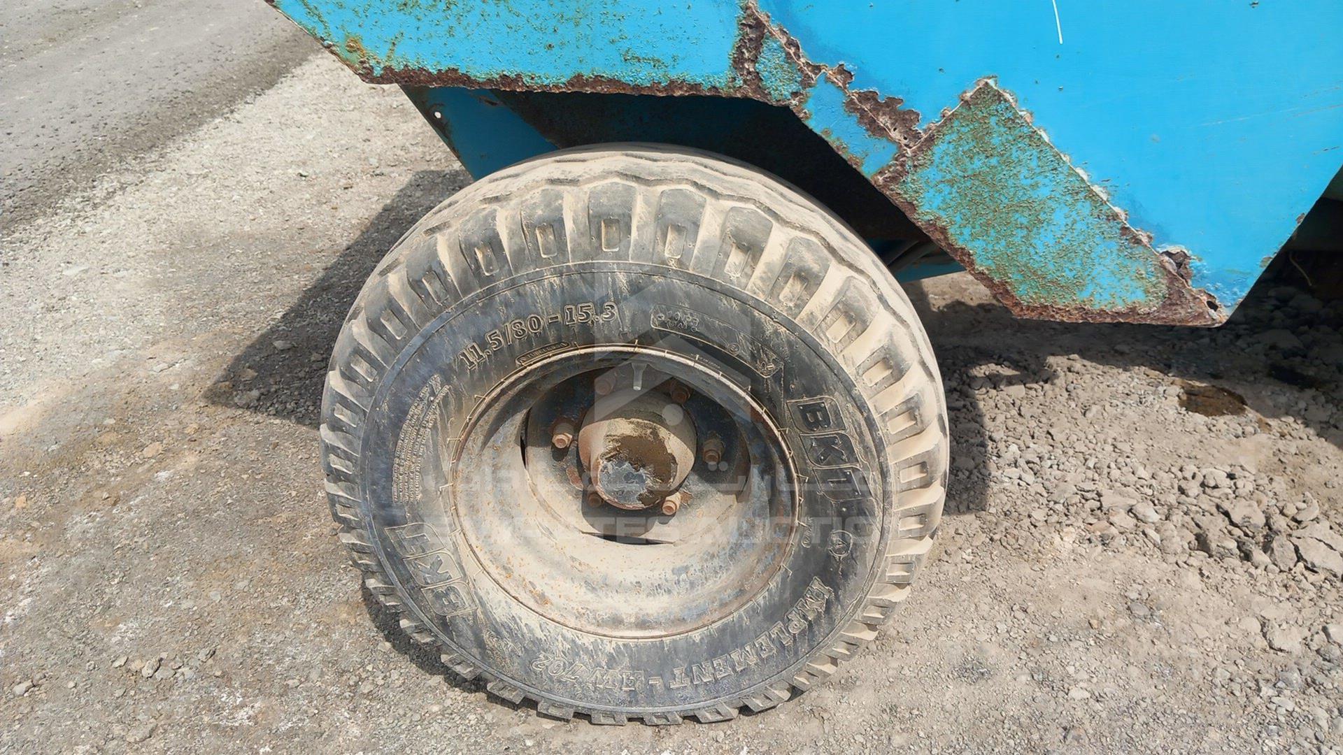 2001 DUMPER FIORI --- VIN: D30-0165