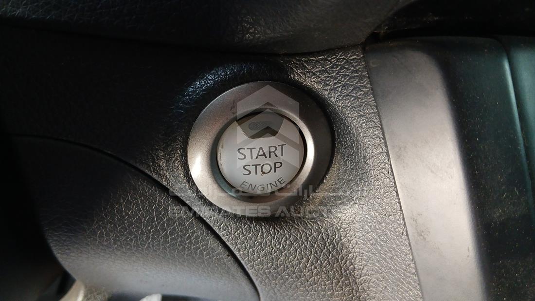 2019 Nissan Sentra — Keys — Photo 4