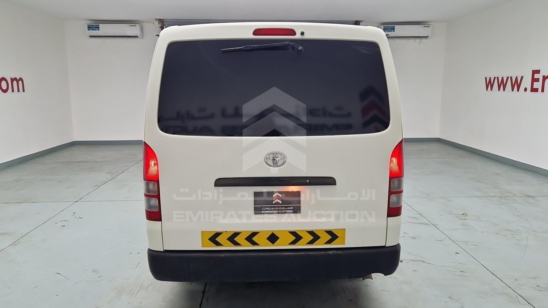 2007 TOYOTA HIACE VIN: JTGJX02P575007665