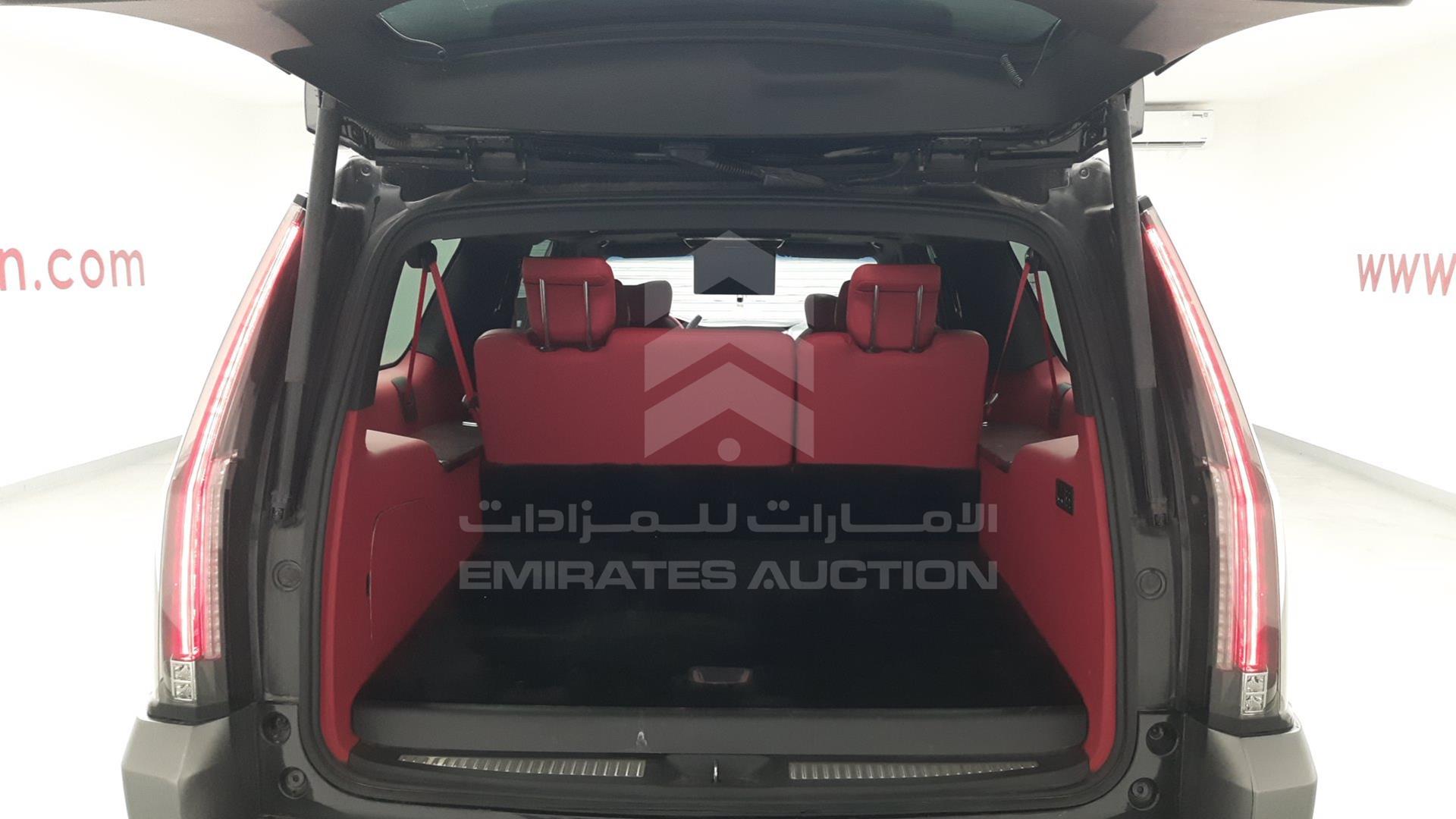 2015 CADILLAC ESCALADE VIN: 1GYS48KJ1FR683097