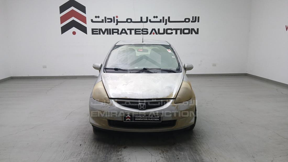 هوندا جاز 2006 — الزاوية الأمامية بالكامل — صورة 1