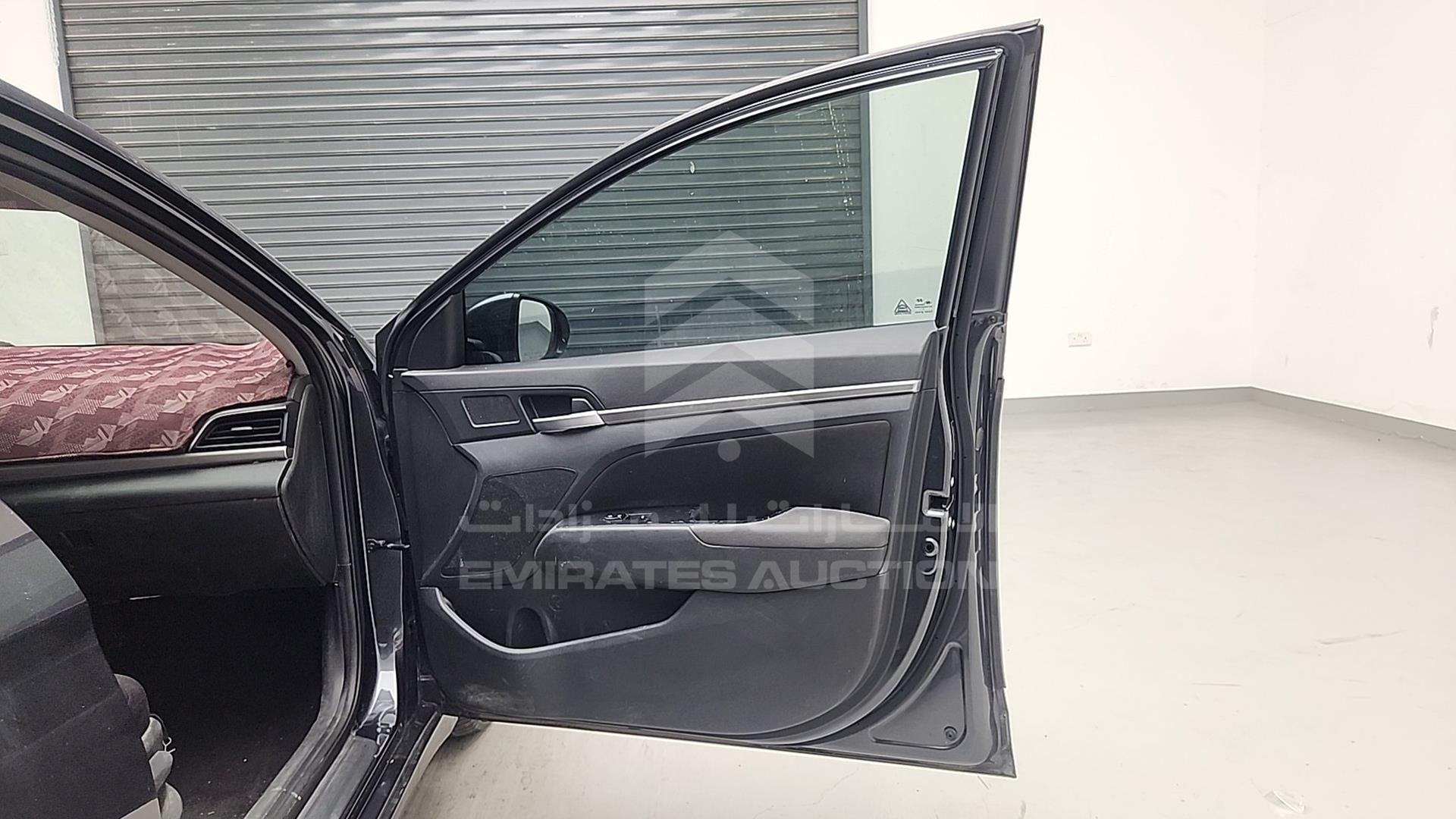 2020 HYUNDAI ELANTRA VIN: 5NPD84LF4LH566560