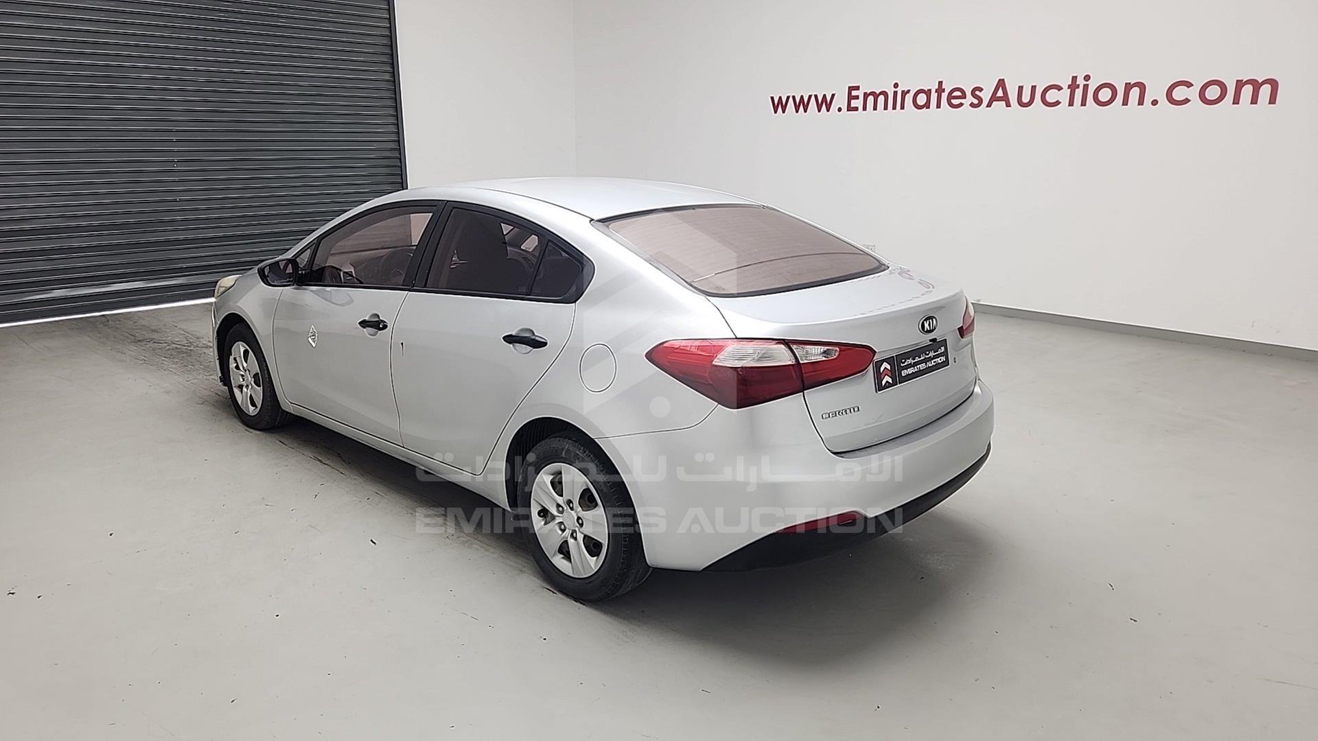 2016 KIA CERATO VIN: KNAFJ4110G5915950