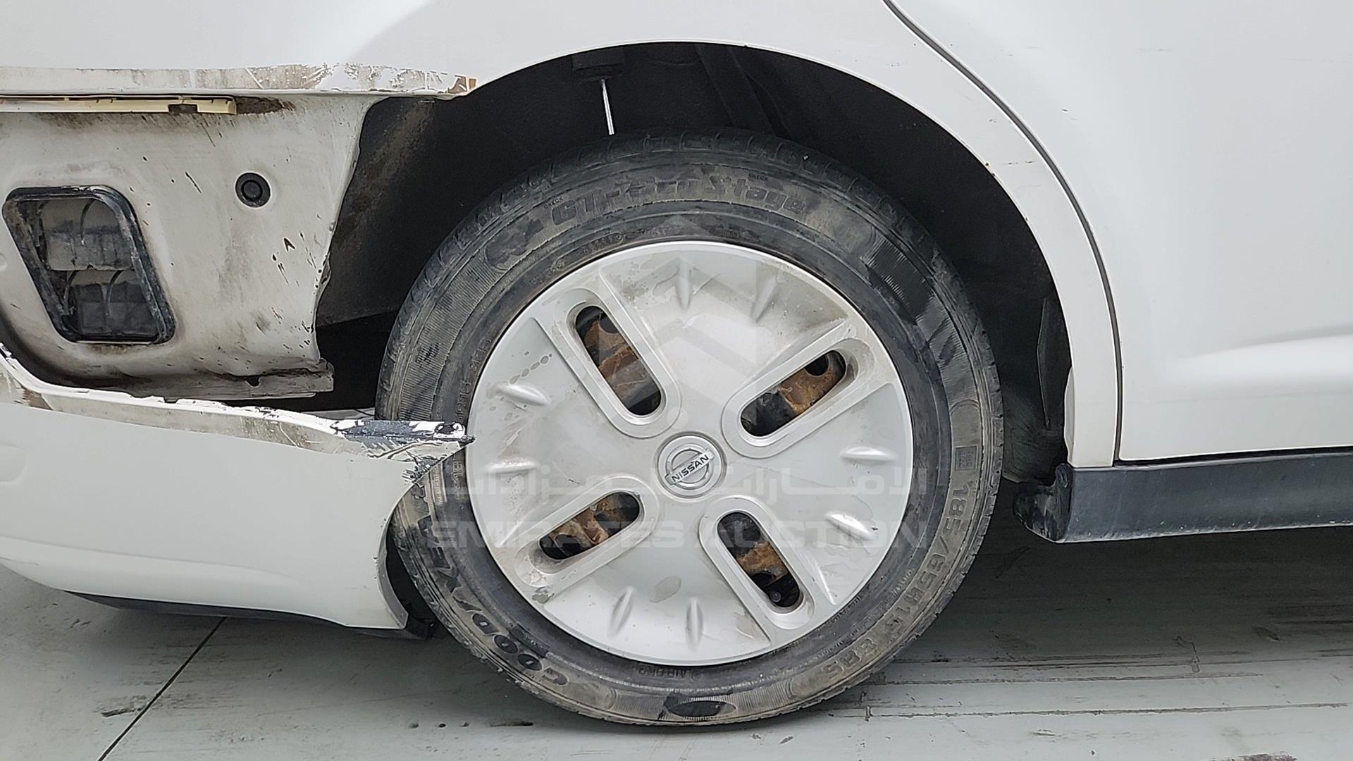 2011 NISSAN TIIDA VIN: 3N1BC1A6XBK201802
