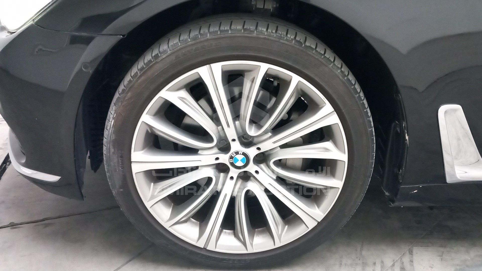 2019 BMW 730 LI VIN: WBA7E0A00KB363773