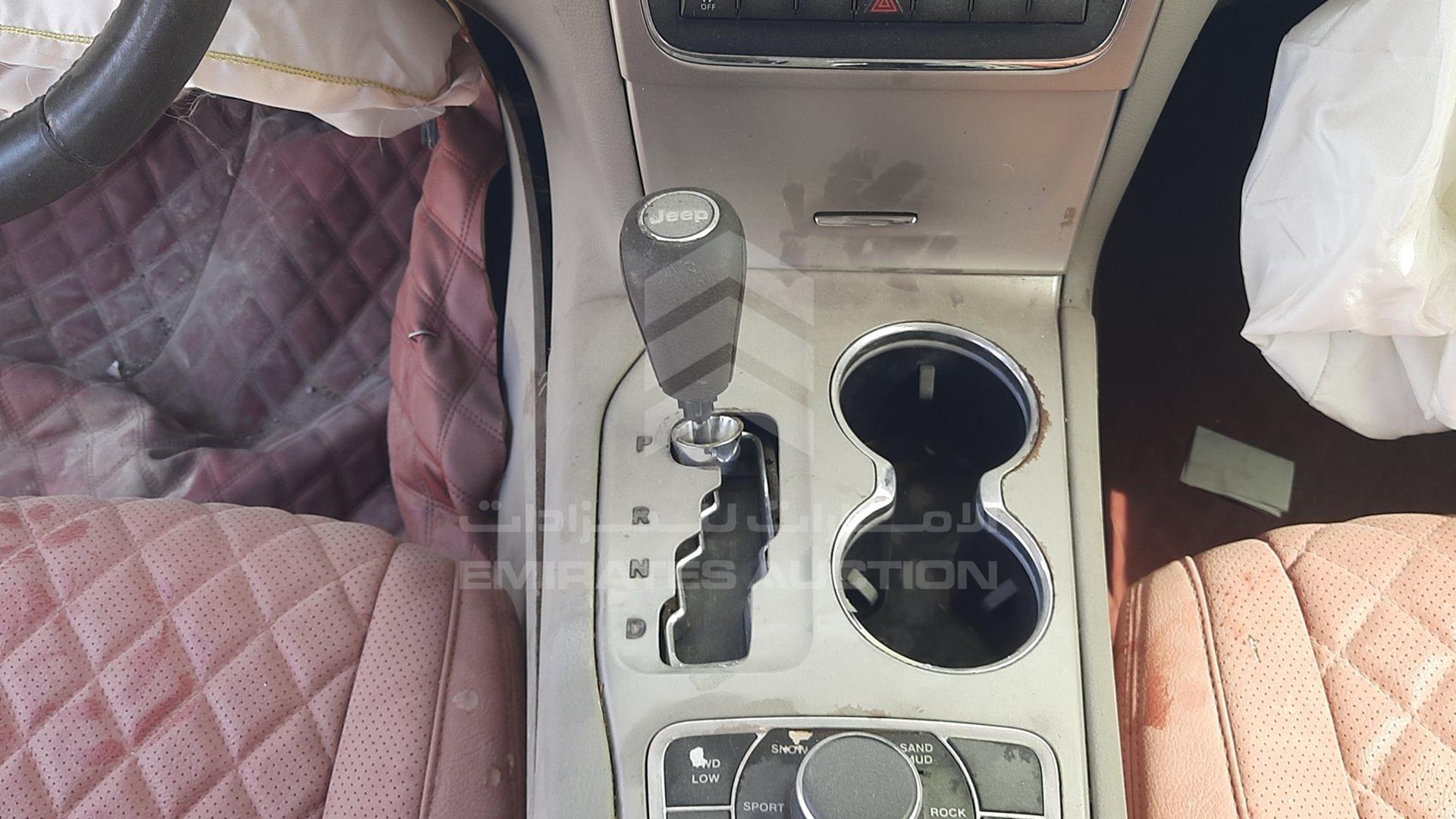 2012 JEEP GRAND CHEROKEE VIN: 1C4RJFAG4CC216648