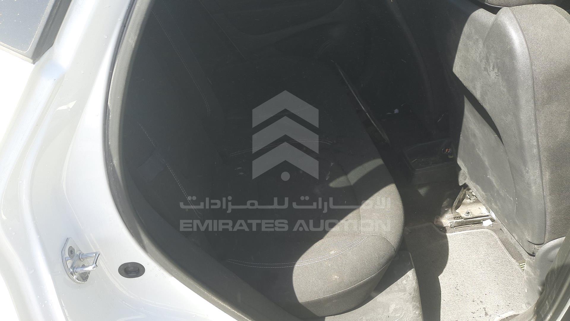 2019 RENAULT CAPTUR VIN: VF12RRJR1KW466020
