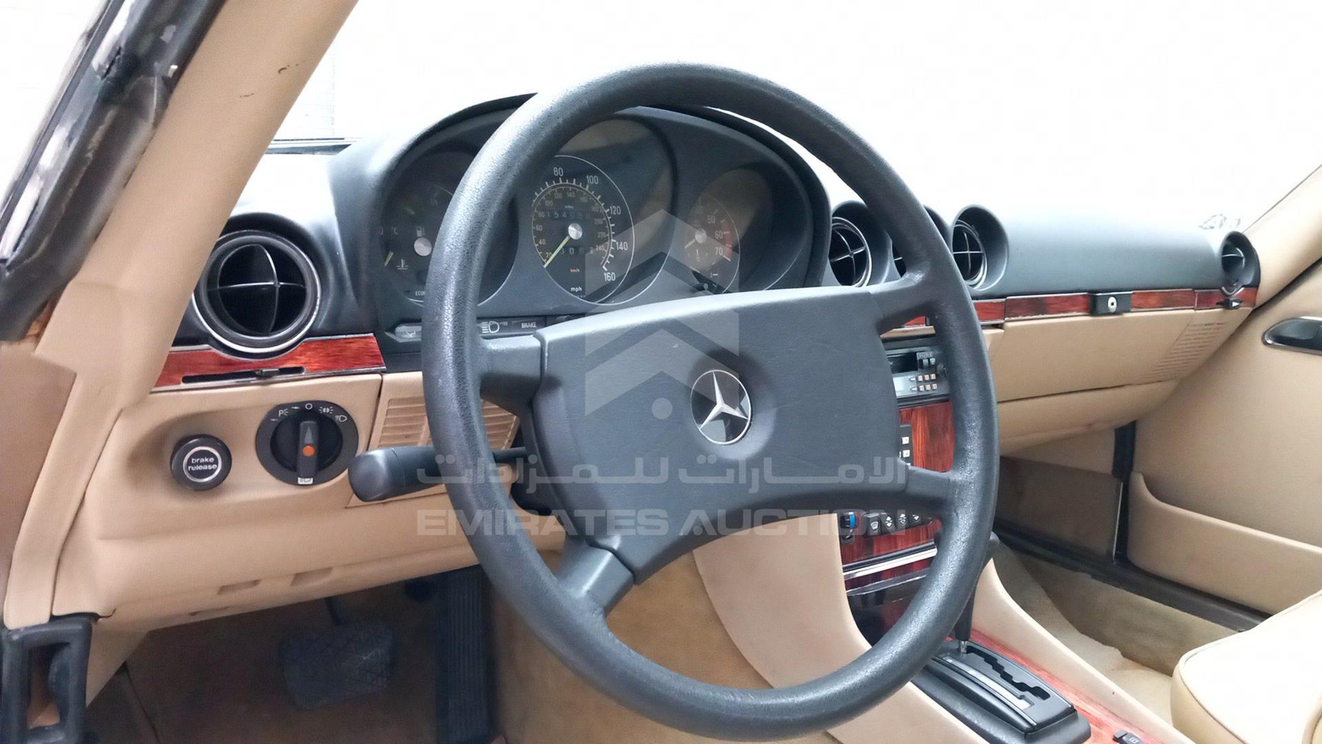 1983 MERCEDES SL 380 VIN: WDBBA45A2DB024288