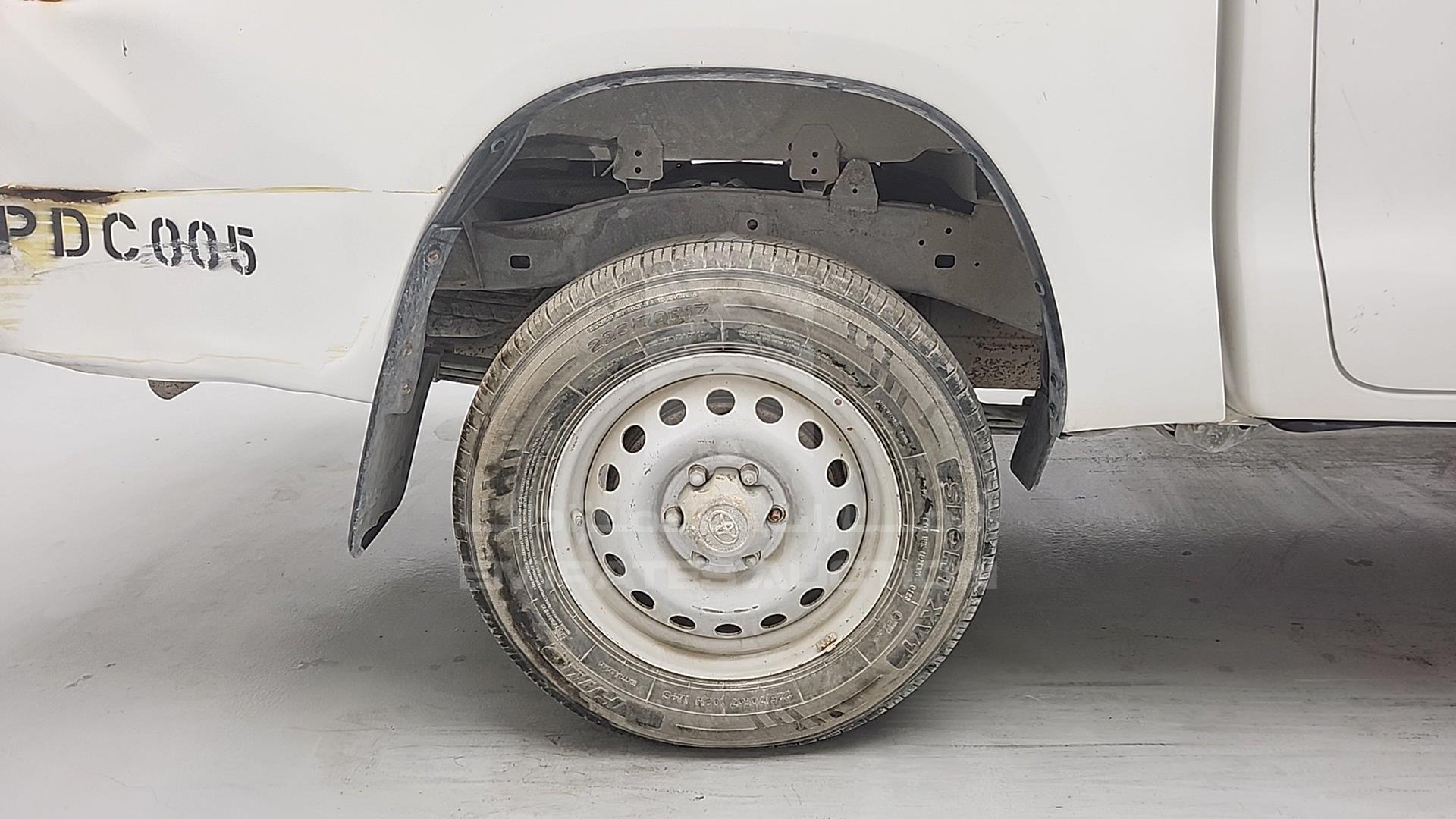 2019 TOYOTA HILUX VIN: MR0DX9CD3K2521237
