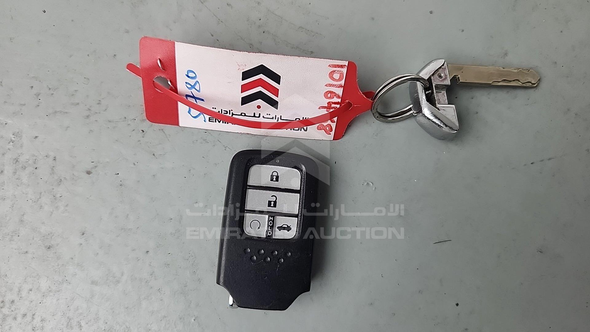 2018 HONDA CIVIC VIN: NLAFC567XJW003995