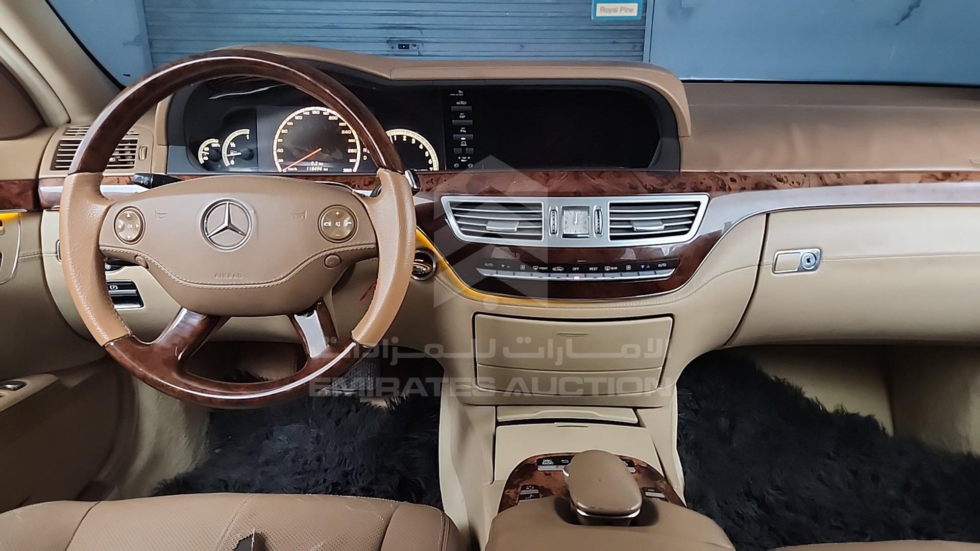 2006 MERCEDES --- VIN: WDD2211711A022464