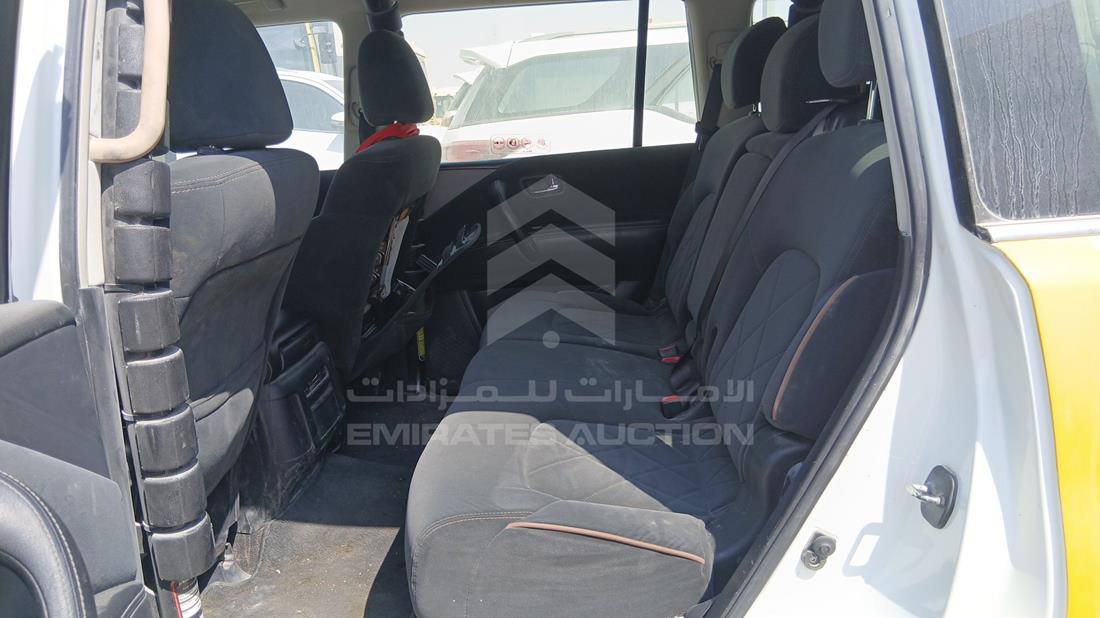 نيسان باترول 2019 — زاوية الراكب الخلفي اليسرى — صورة 19