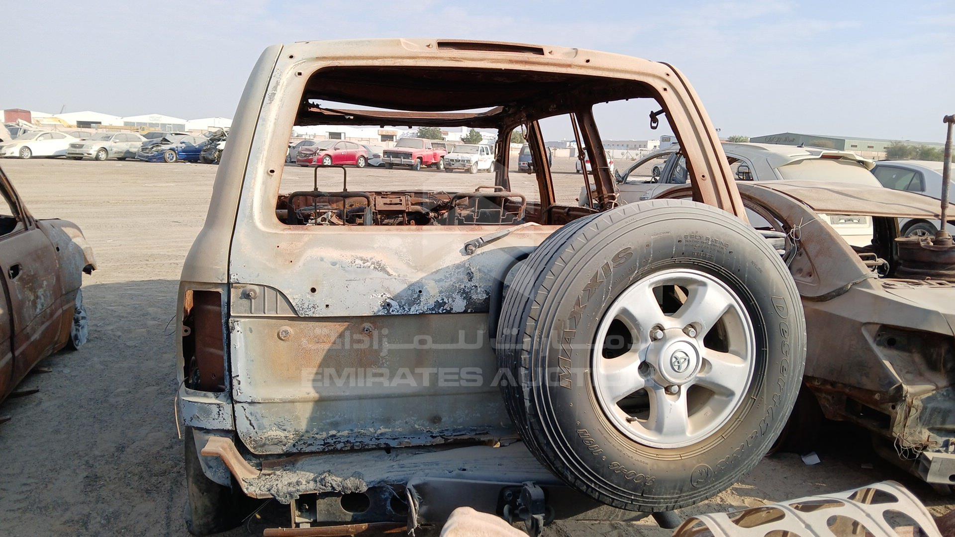 2003 TOYOTA LAND CRUISER VIN: JTEHJ09J735058752