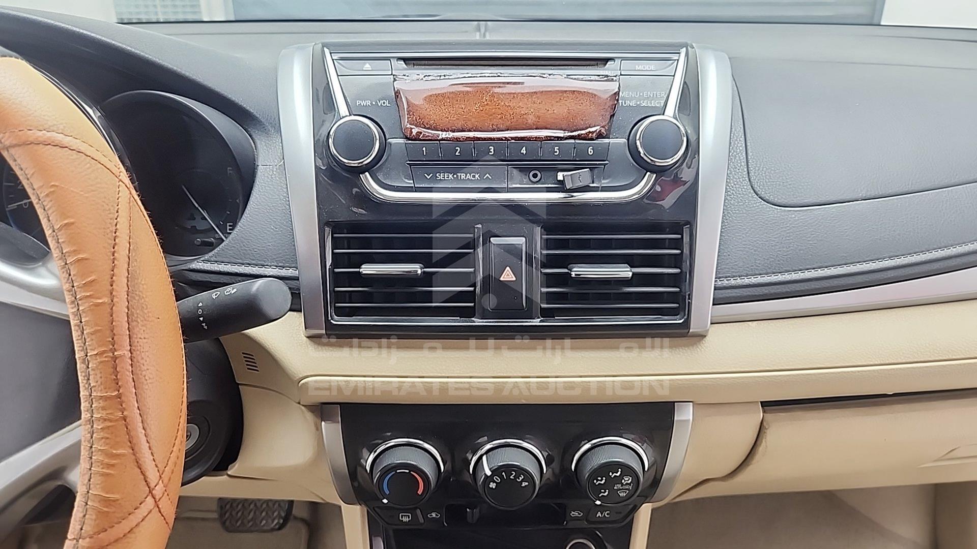 2015 TOYOTA YARIS VIN: MHFBT9F36F6036632