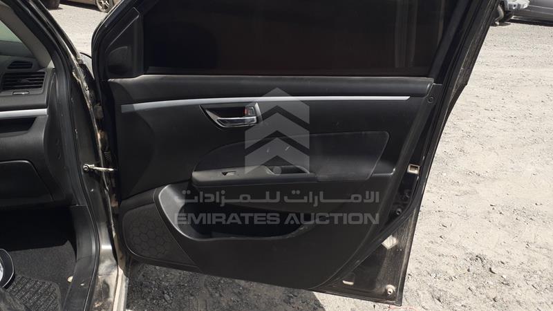 JS2ZC8B28G6300278 Auction: EmiratesAuction Lot: 405058 JS2ZC8B28G6300278 Suzuki Swift 2016 BLACK Photo 23