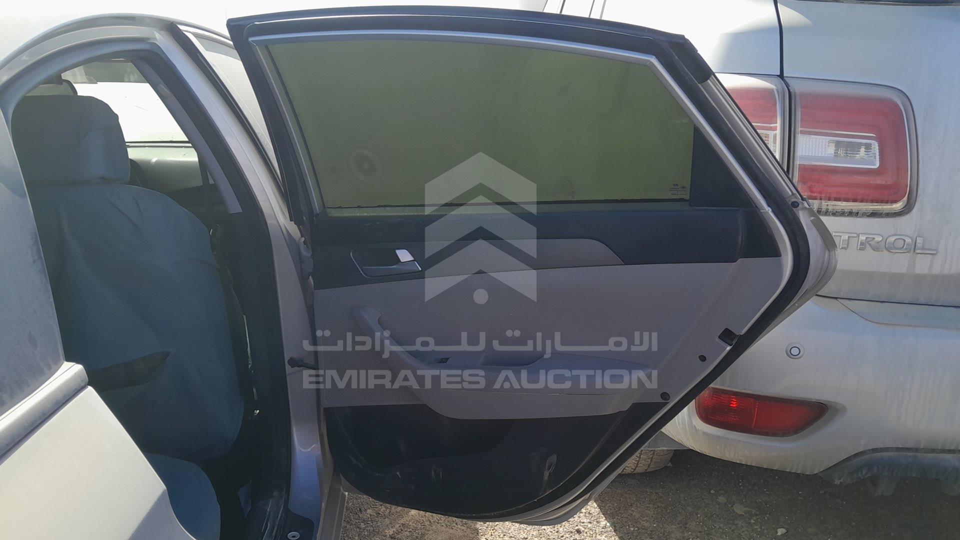 2015 HYUNDAI SONATA VIN: 5NPE24AF2FH001897