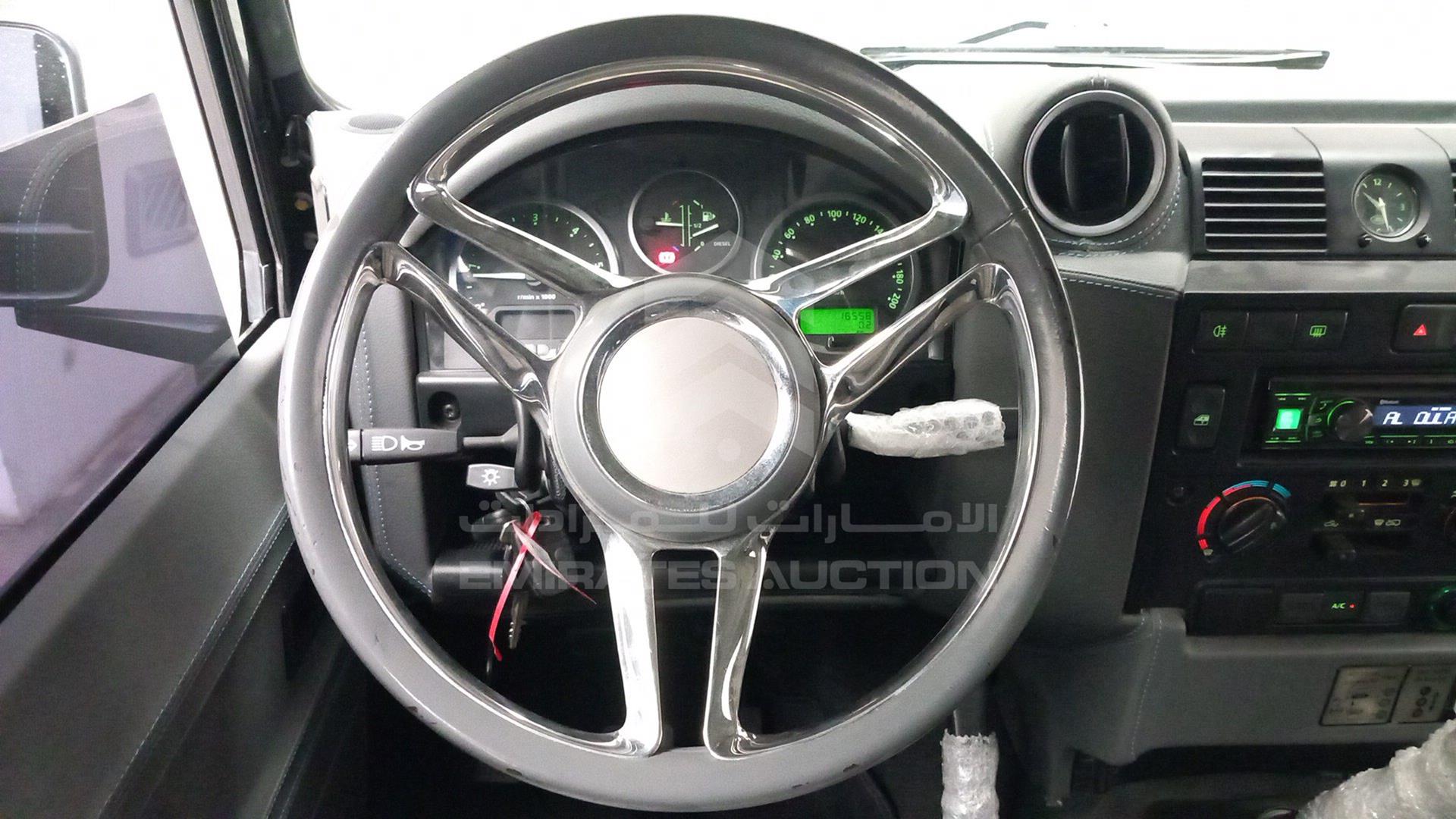 2013 LAND ROVER DEFENDER VIN: SALLDHMR8DA441729