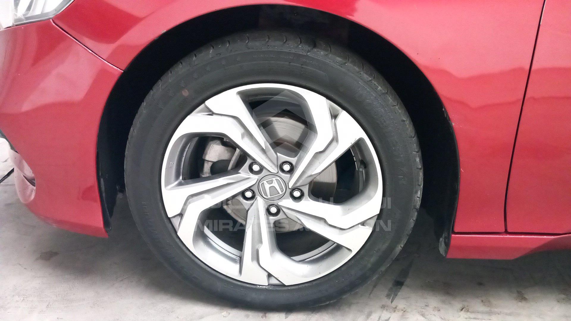 2018 HONDA ACCORD VIN: 1HGCV1666JA601815
