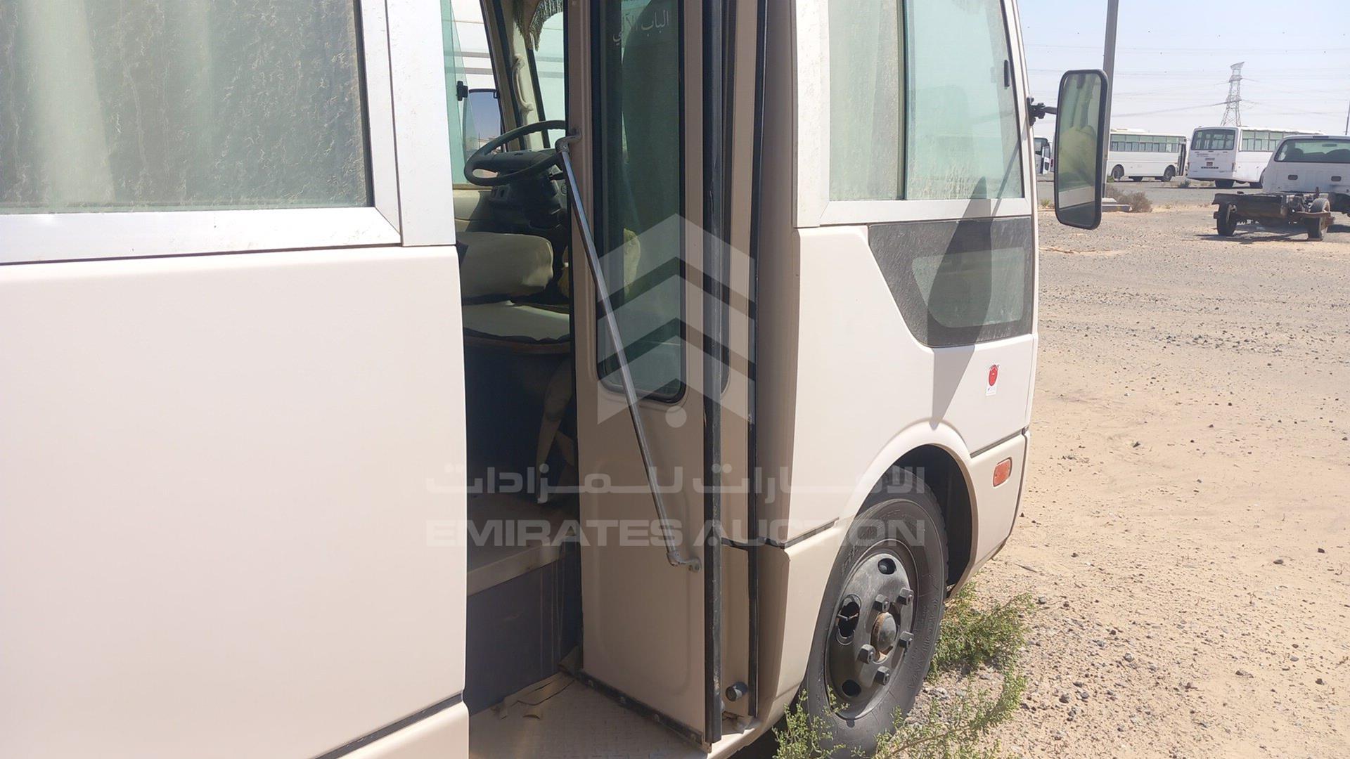 2018 MITSUBISHI ROSA VIN: JL5B3G6PXJPE00824