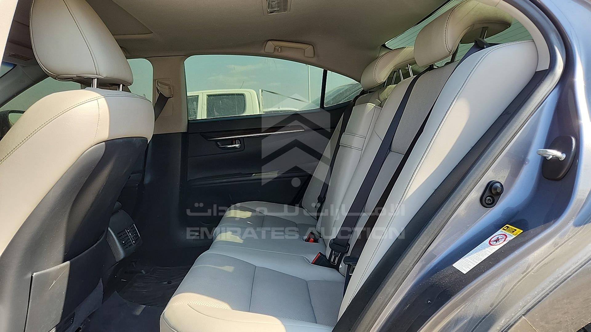 2015 LEXUS ES 350 VIN: JTHBK1GG9F2157520