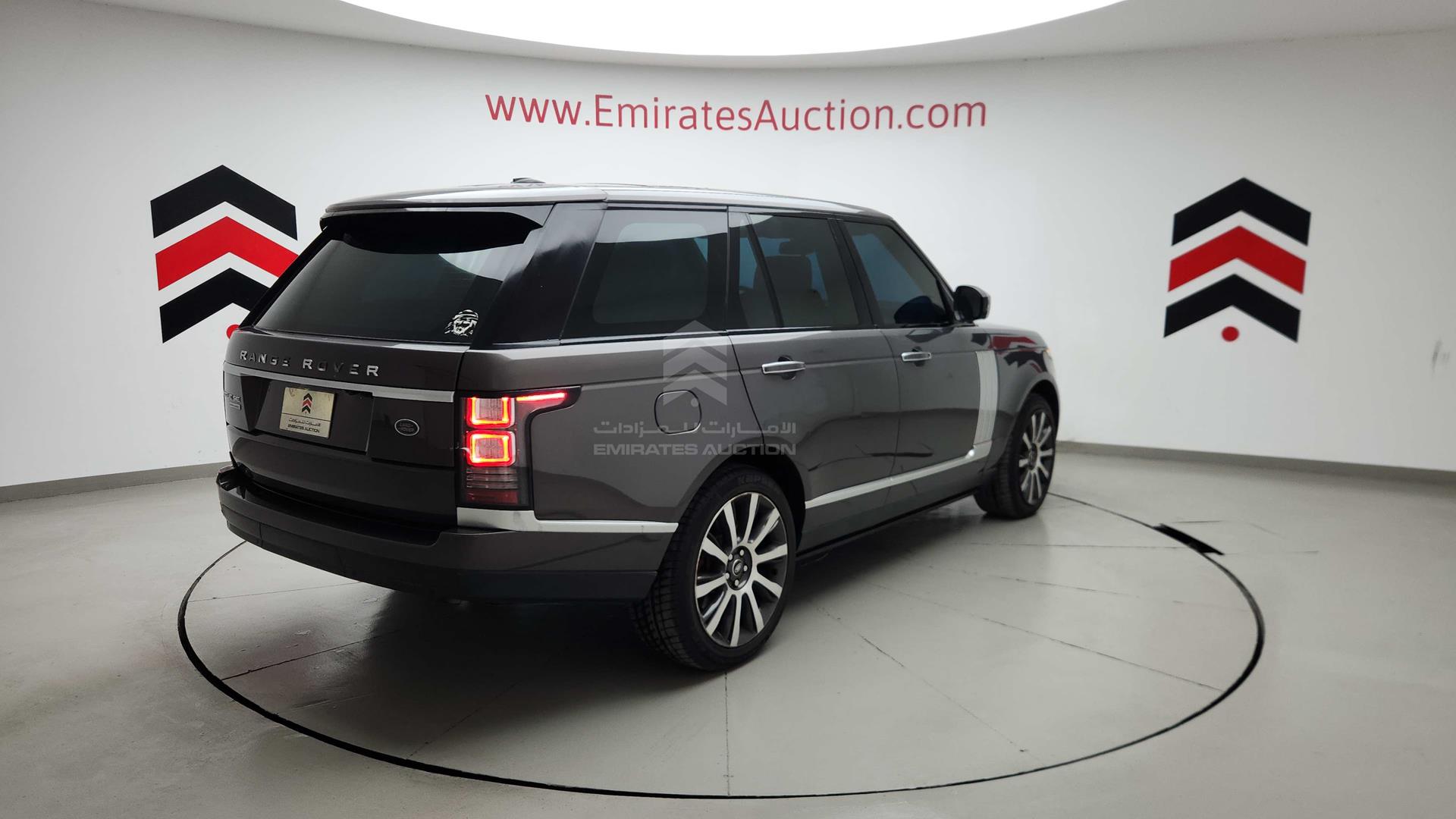 2016 RANGE ROVER VOGUE VIN: SALGA2EF4GA302649