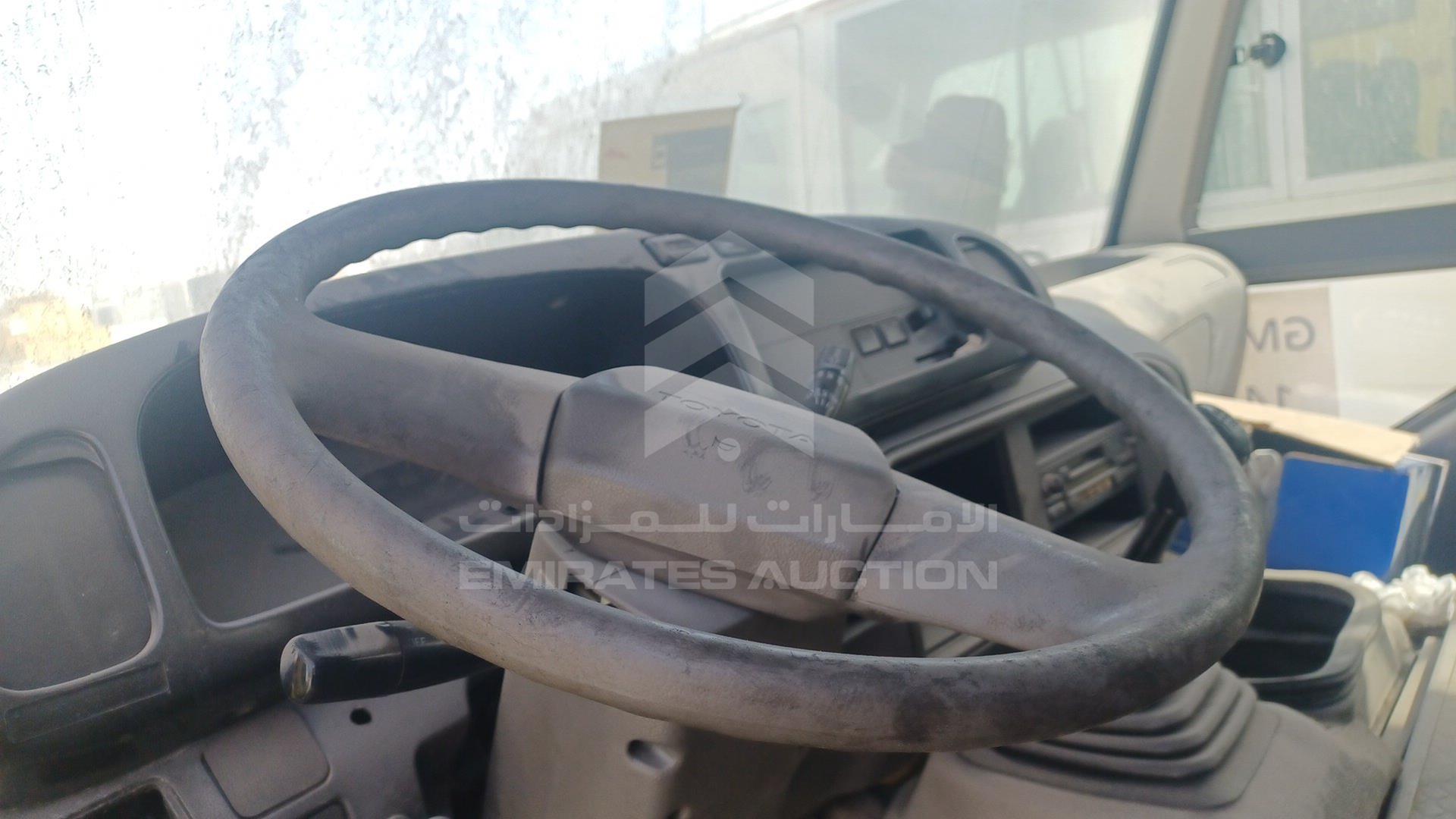 2006 TOYOTA COASTER VIN: JTGFB518661015565