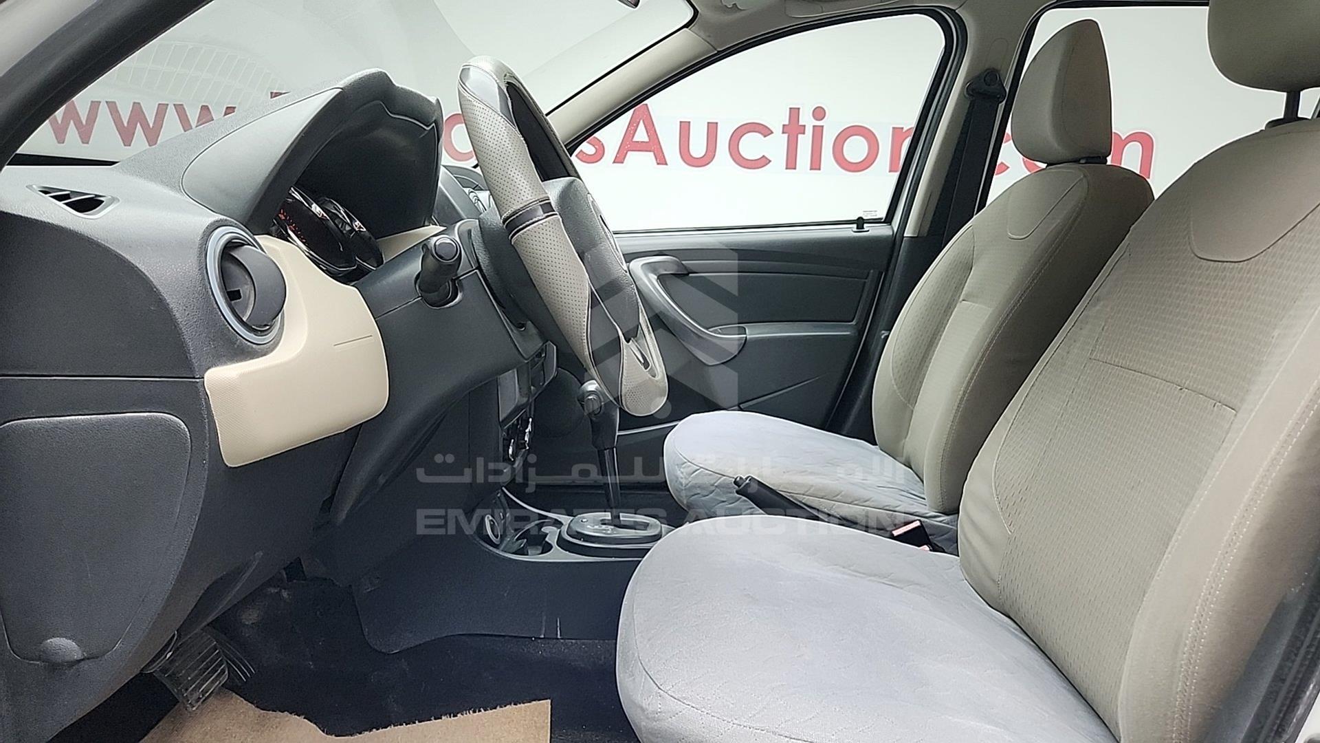 2017 RENAULT DUSTER VIN: VF1HSRGJ8HA529118