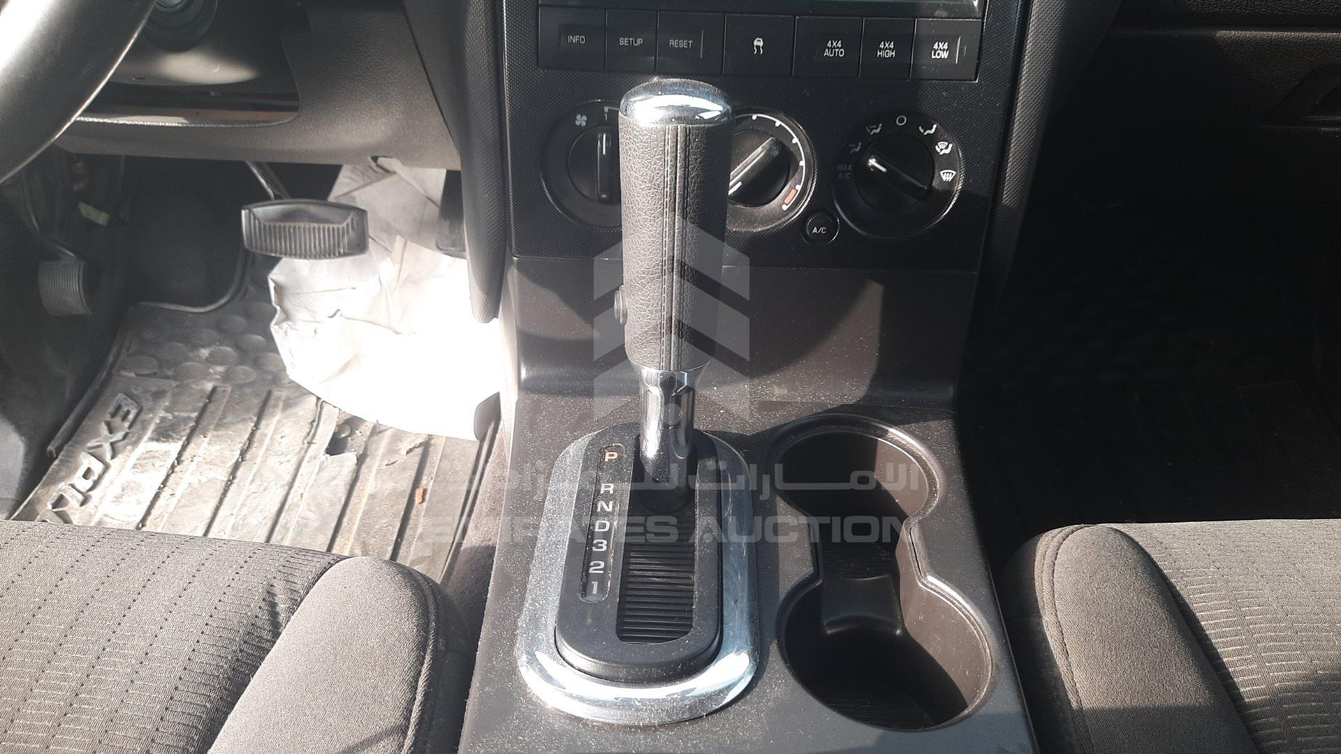 2009 FORD EXPLORER VIN: 1FMEU73E09UA06067