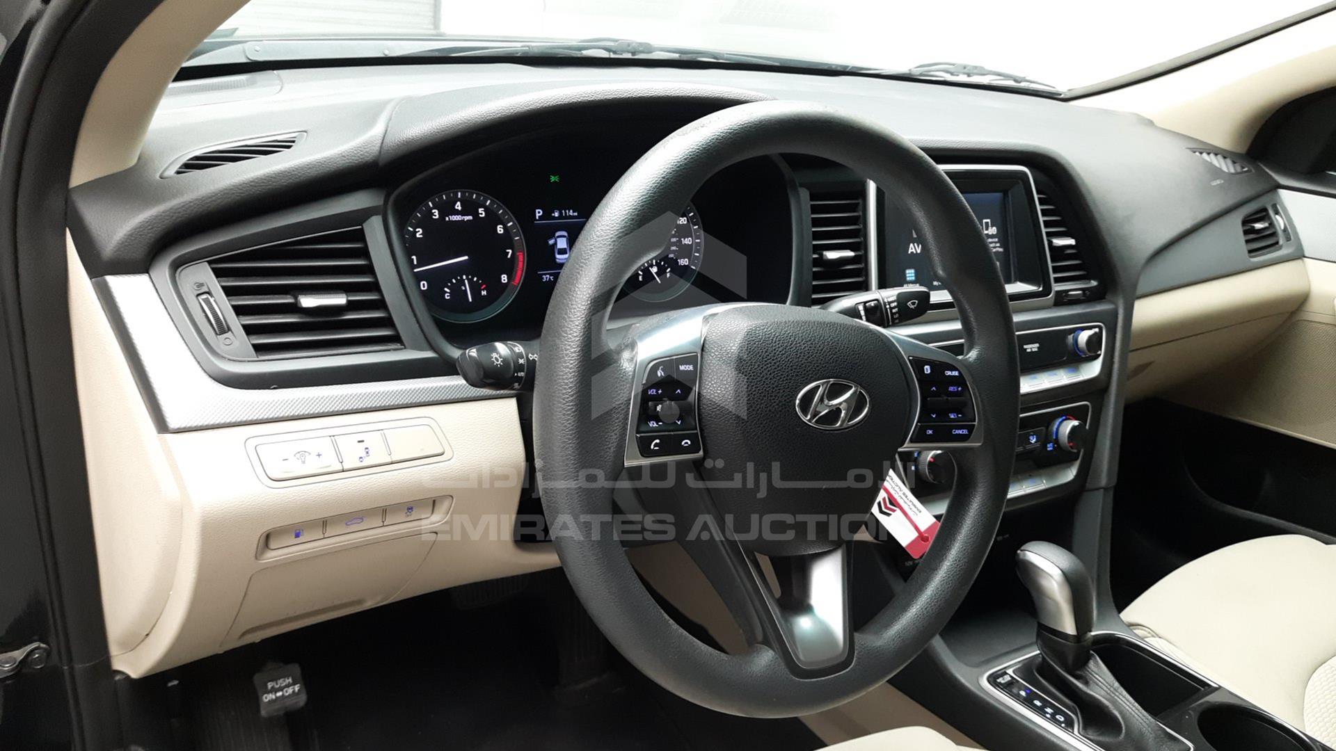 2018 HYUNDAI SONATA VIN: 5NPE24AF0JH627652