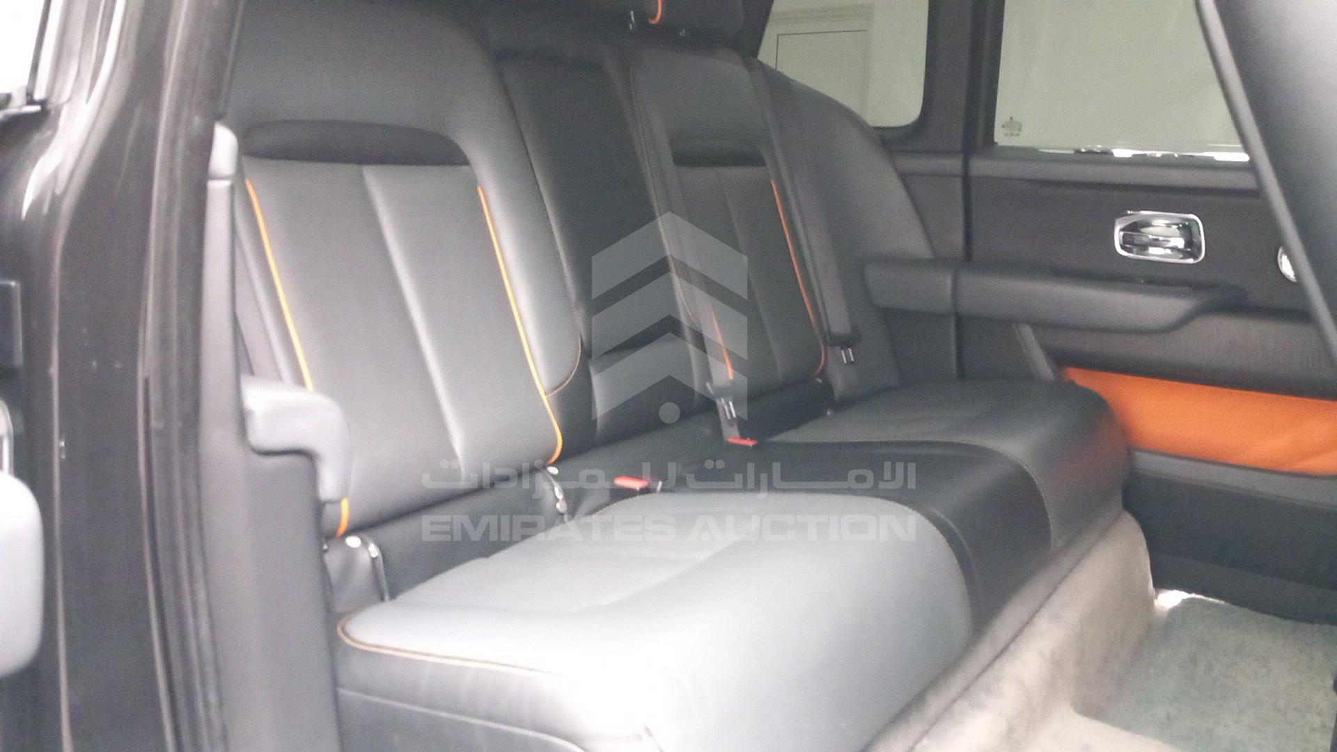 2019 ROLLS-ROYCE CULLINAN VIN: SCA689X06KU109627