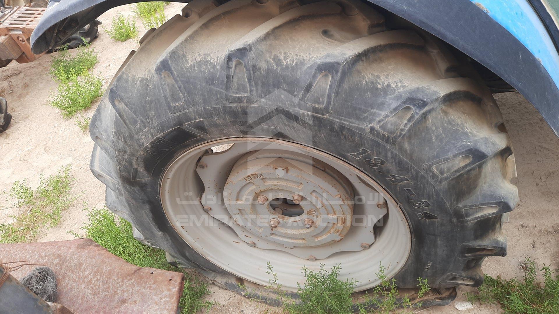 2002 TRACTOR --- VIN: MFDLM46029