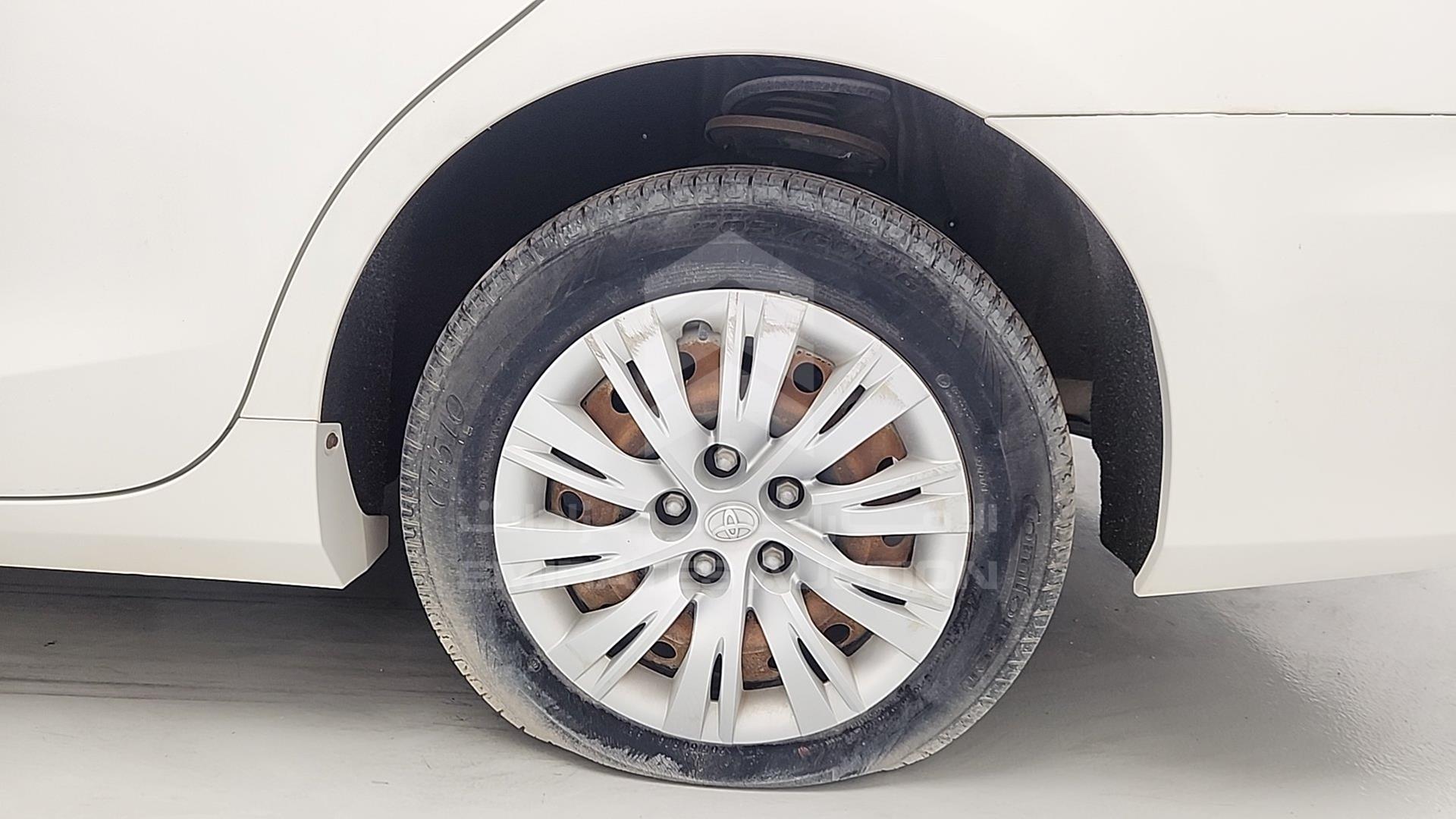2016 TOYOTA CAMRY VIN: 6T1BF9FK4GX602518
