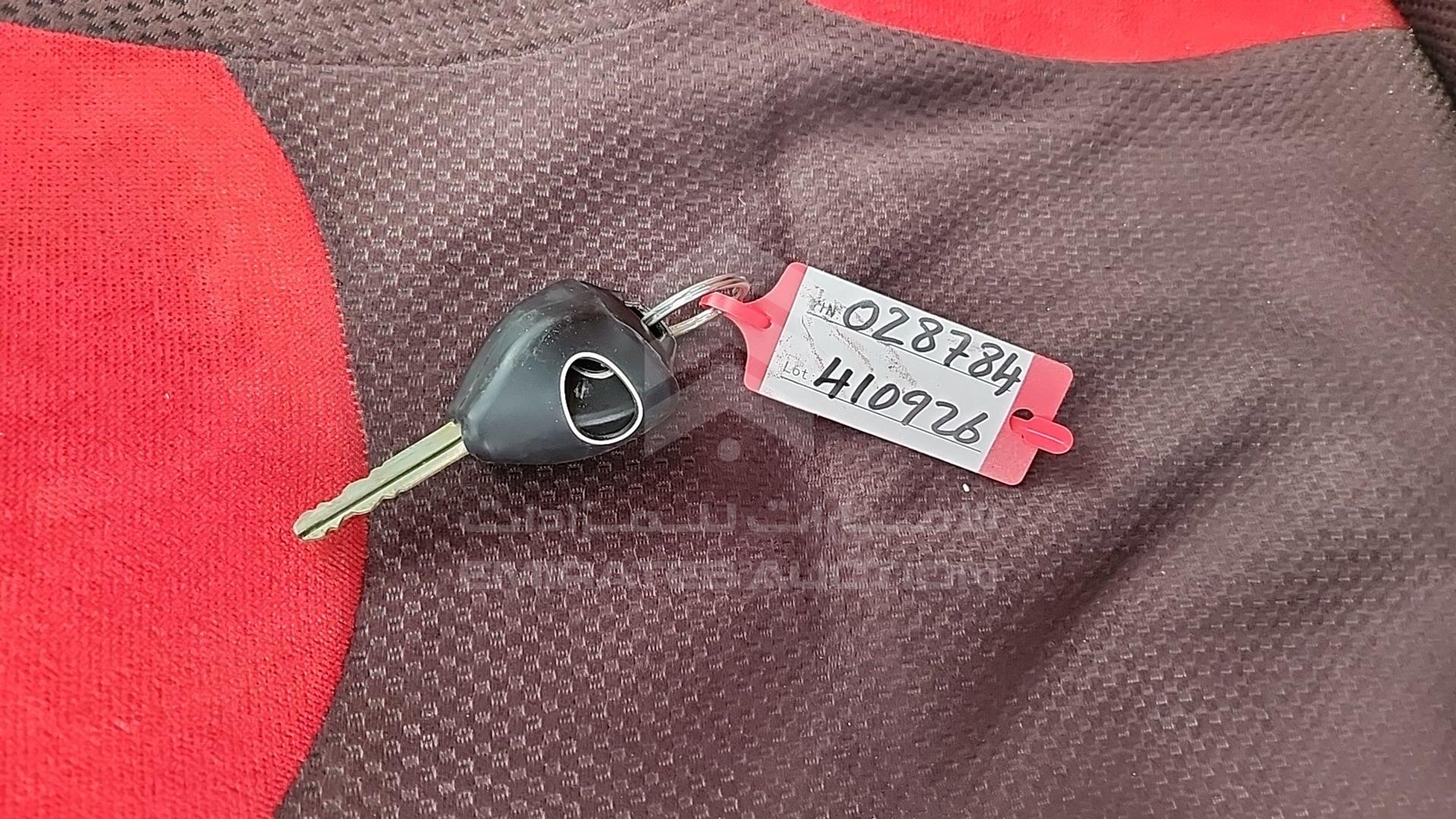 2015 TOYOTA YARIS VIN: VNKKTUD33FA028784