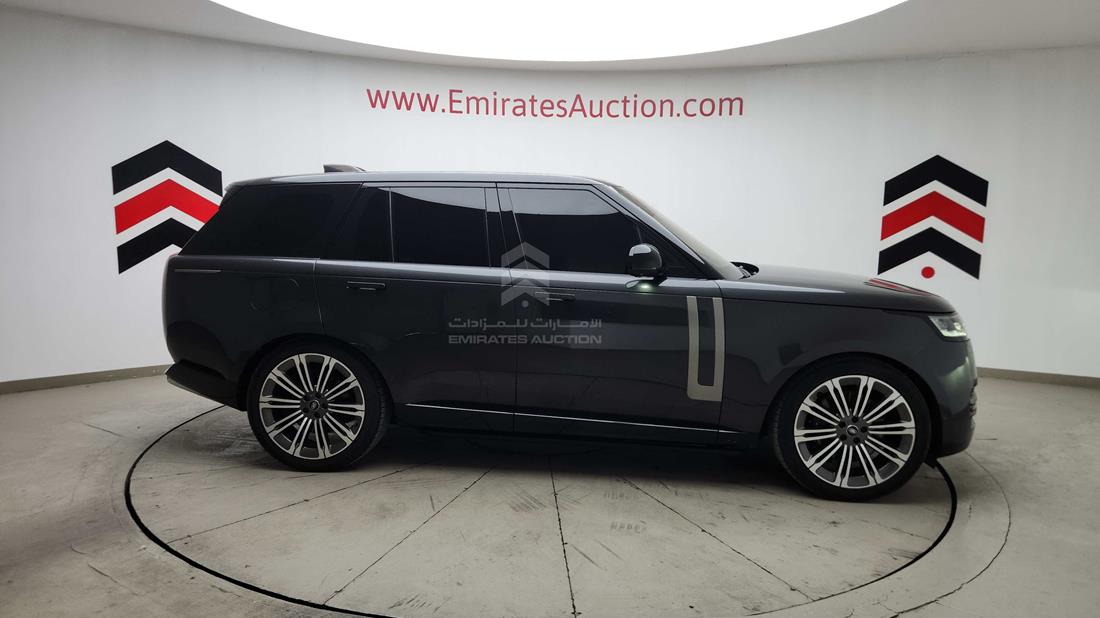 2023 Range Rover HSE — Right Full View — Photo 39